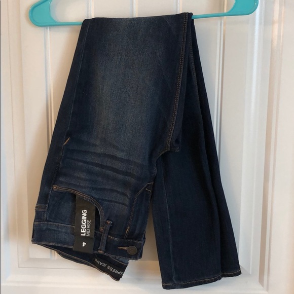 Express Jegging - Picture 2 of 5